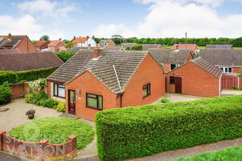 3 bedroom detached bungalow for sale, Youngs Crescent, Freethorpe, Norwich