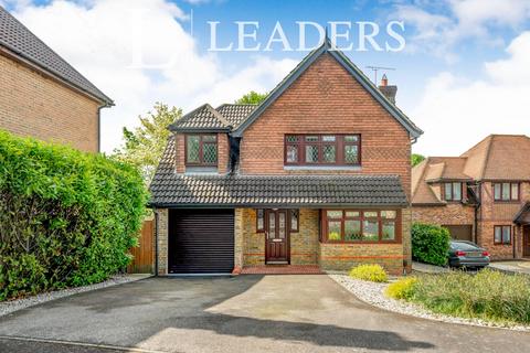 4 bedroom detached house to rent, Weller Close, Maidenbower