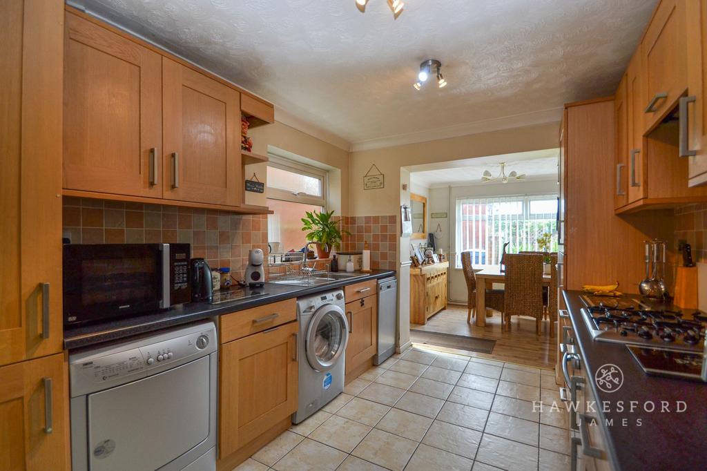Fairleas, Sittingbourne - Kitchen