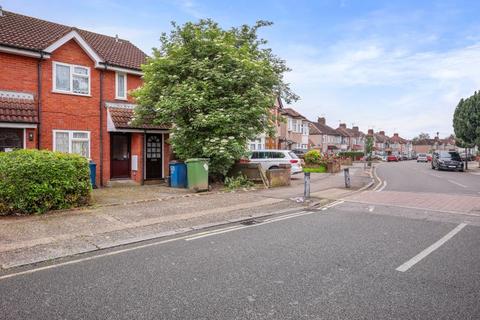 1 bedroom flat for sale, Blenheim Road, Harrow