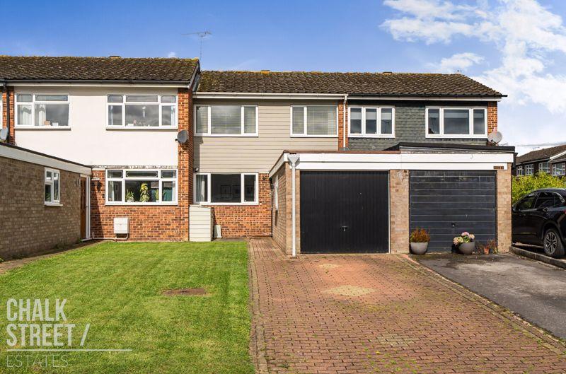 Grosvenor Drive, Hornchurch, RM11 3 bed terraced house for sale £475,000