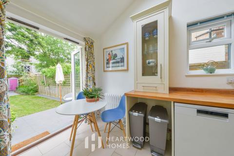 27 Arthur Road, St Albans, AL1 4SZ