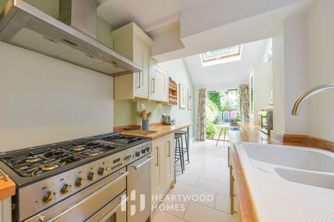 27 Arthur Road, St Albans, AL1 4SZ