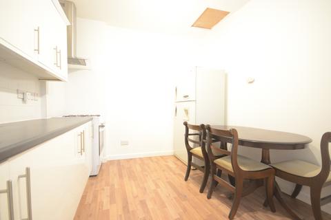 1 bedroom in a house share to rent, Denmark Street, City Centre