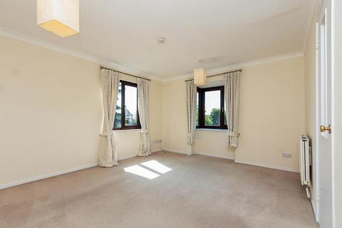 1 bedroom apartment to rent, Woking, Surrey, GU22