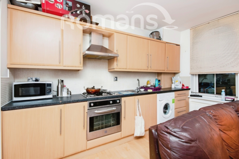 1 bedroom flat to rent, Alexandra Road, Farnborough, GU14