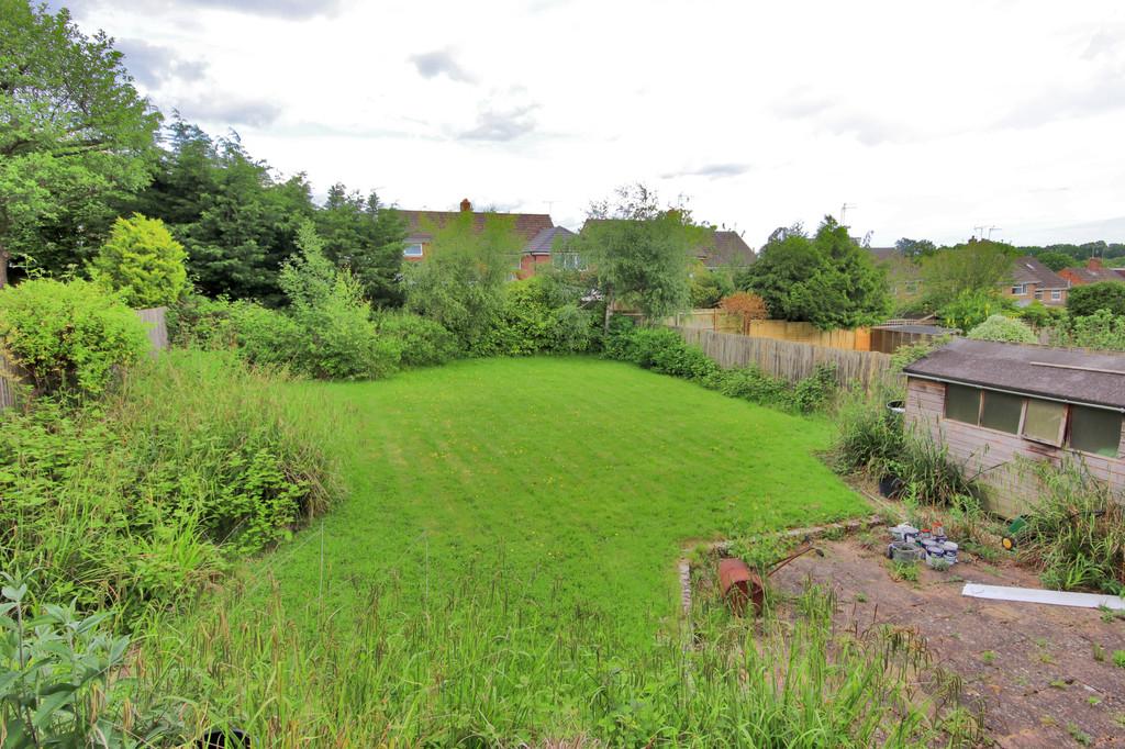 Lambourn Way, Tunbridge Wells TN2 4 bed detached house for sale £625,000