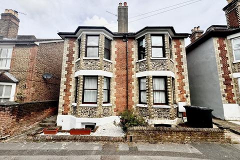 4 bedroom semi-detached house for sale, Dapdune Road, Guildford