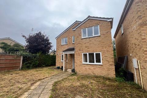 4 bedroom detached house to rent, St. Teresas Court, Bristol