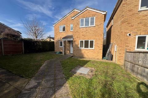 4 bedroom detached house to rent, St. Teresas Court, Bristol