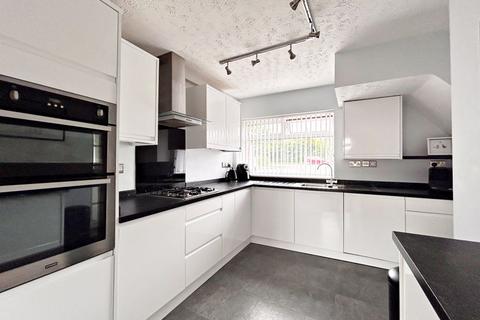 undefined, Three Springs Road, Pershore