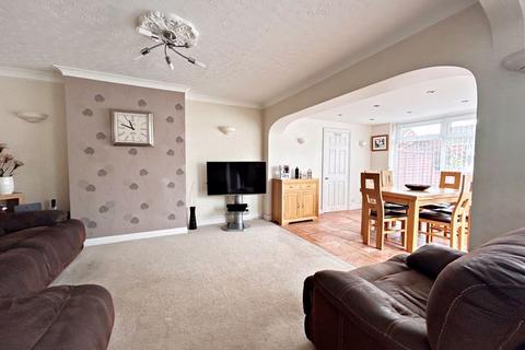 undefined, Three Springs Road, Pershore