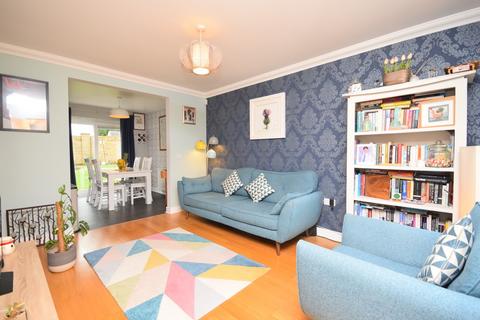 27 Castle Drive, Auchterarder, PH3 1FU