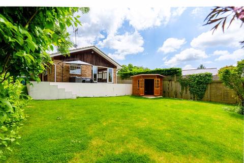 3 bedroom bungalow for sale, Oakhurst, Henfield