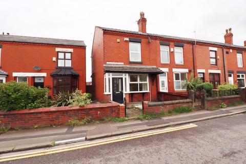 2 bedroom terraced house for sale, Mosley Common Road, Manchester M28