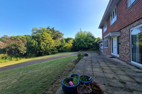 The Shieling Foreland Road, St Margarets Bay, Dover, CT15 6EB
