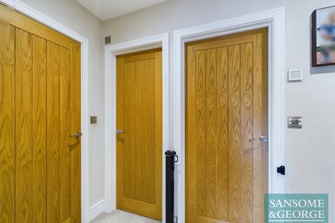 8 Gilbert Close, Padworth, Reading, RG7 5FR