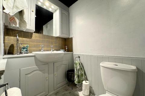 34 Shurnhold, Melksham, SN12 8DG