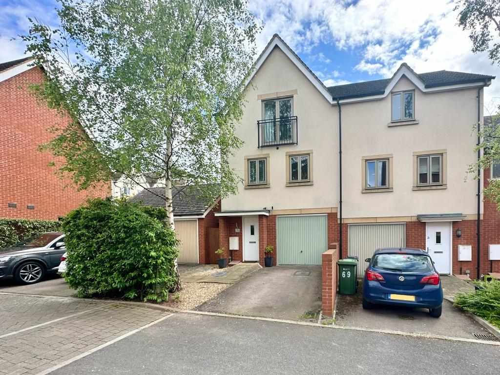 Campbell Road, Hereford, HR1 3 bed semidetached house for sale £300,000