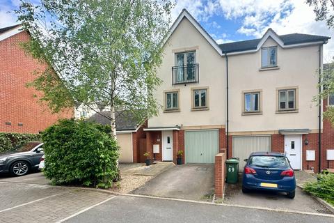 3 bedroom semi-detached house for sale, Campbell Road, Hereford, HR1