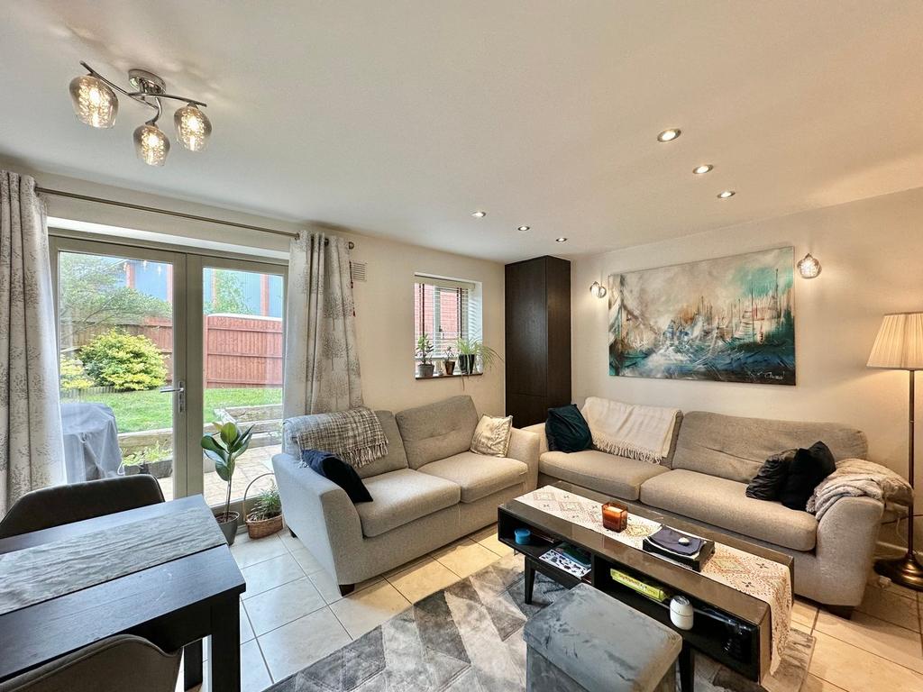 Campbell Road, Hereford, HR1 3 bed semidetached house for sale £300,000