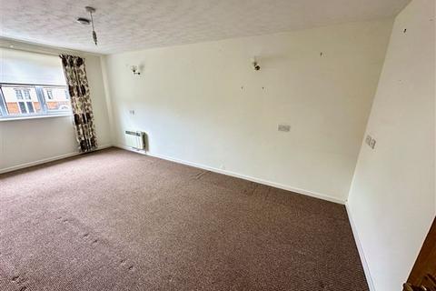 1 bedroom flat for sale, Salvington Road, Worthing, West Sussex, BN13 2JY