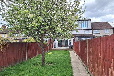 21 Erskine Road, Sutton, SM1 3AW