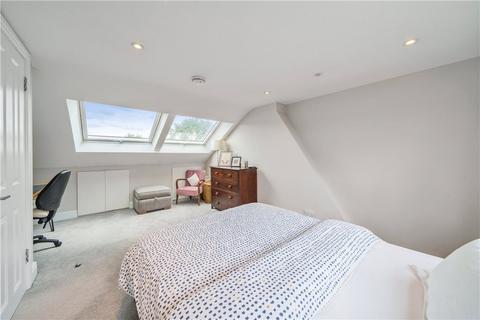 113 Glenfarg Road, London, SE6 1XW