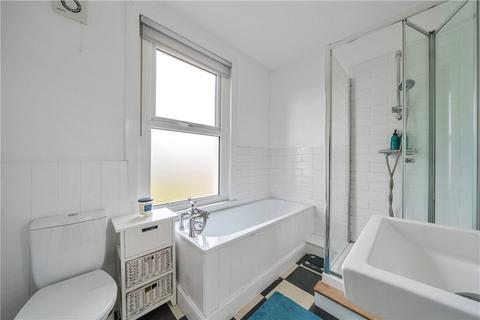 113 Glenfarg Road, London, SE6 1XW