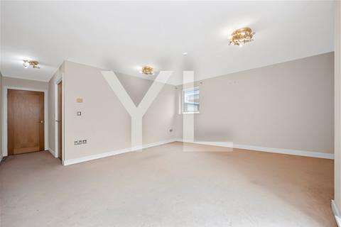 2 bedroom flat to rent, Sark Tower, Erebus Drive , Thamesmead