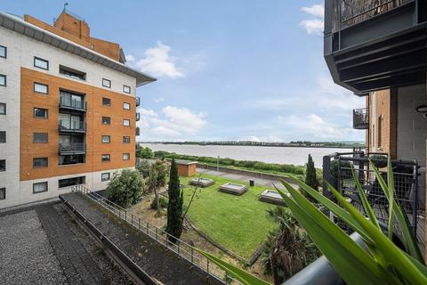 1 bedroom apartment for sale, Inverness Mews, London