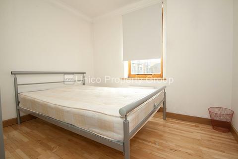 2 bedroom flat to rent, 120 Whitechapel Road, London E1