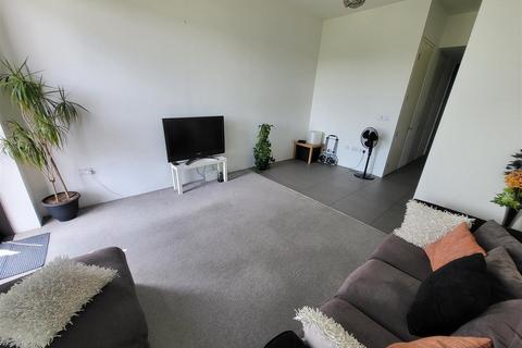 1 bedroom apartment to rent, Lakeshore*, Imperial Park BS13
