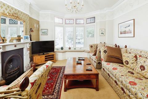 6 Bishops Road, Sutton Coldfield, B73 6HX