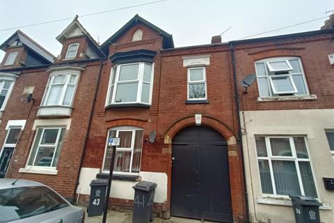 2 bedroom flat to rent, Connaught Street, Leicester
