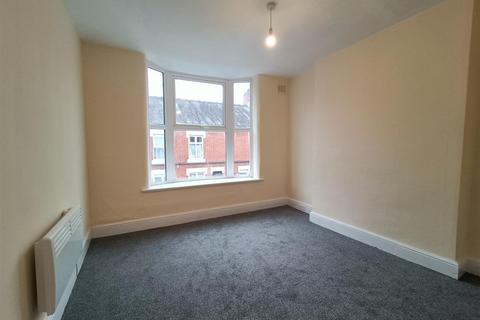 2 bedroom flat to rent, Connaught Street, Leicester