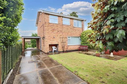 3 bedroom detached house for sale, Walmer Road, Lowestoft