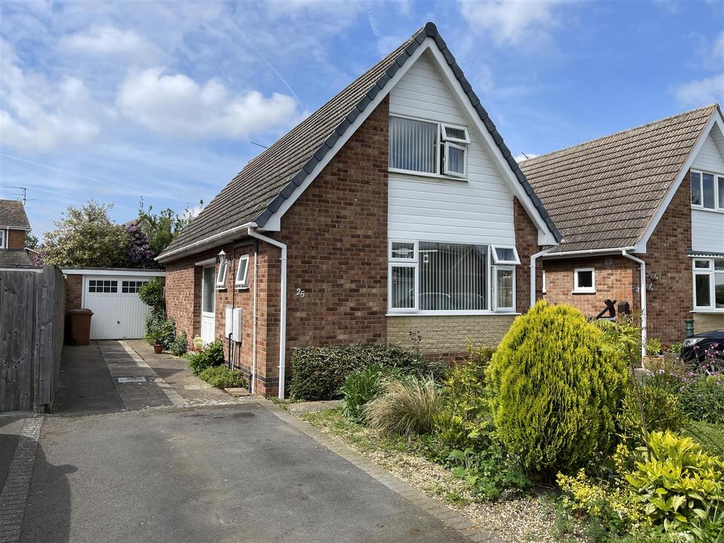 Cox Drive, Bottesford 3 bed detached house for sale £265,000