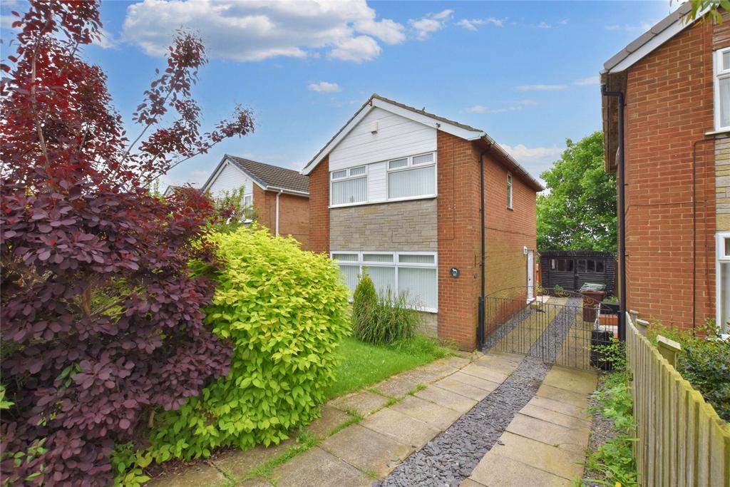 Bruntcliffe Drive, Morley, Leeds 3 bed detached house for sale £260,000