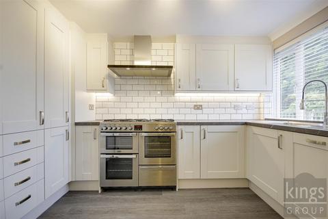 84 Barrowfield Close, London, N9 0HB