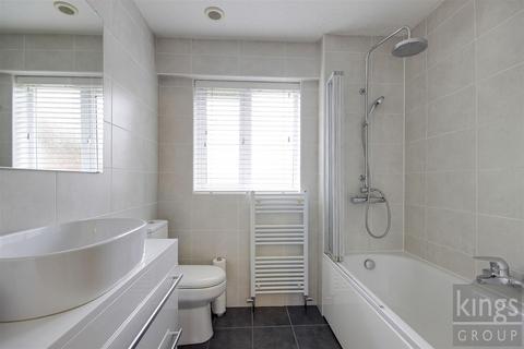 84 Barrowfield Close, London, N9 0HB