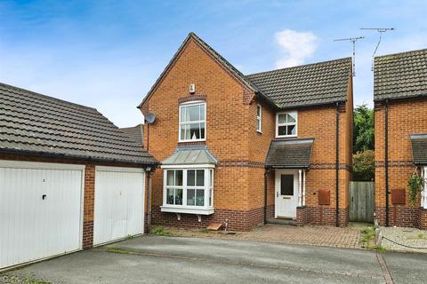 3 bedroom detached house for sale, Wye Close, Hilton, Derby