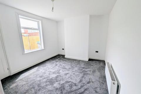 2 bedroom terraced house for sale, Nelson Road, New Balderton, Newark