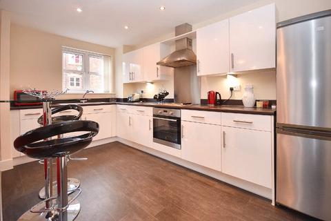 2 bedroom apartment for sale, Royal Troon Mews, Wakefield, West Yorkshire