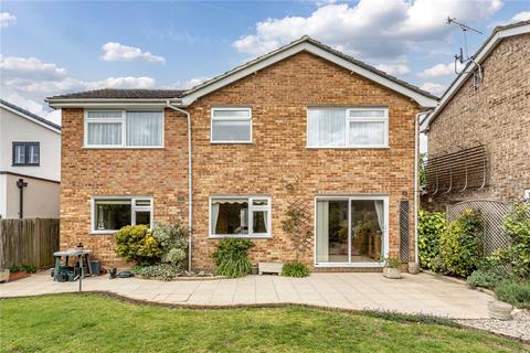 6 Acacia Close, Woodham, Addlestone, KT15 3SJ