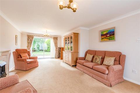 6 Acacia Close, Woodham, Addlestone, KT15 3SJ