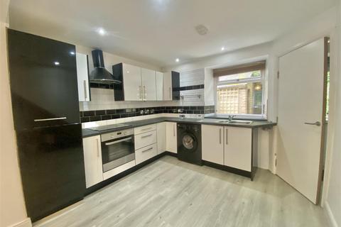 3 bedroom end of terrace house for sale, Millbrook, Hollingworth,