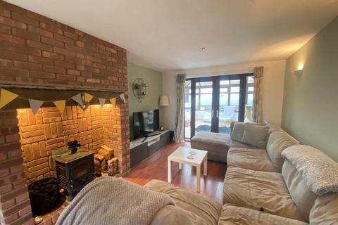 2 bedroom detached house for sale, Windsor Close, Derby DE72