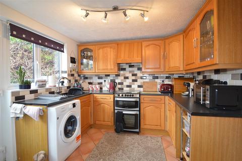 2 bedroom semi-detached house for sale, Roundwood Close, Oswestry.