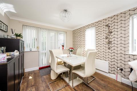 2 bedroom apartment for sale, Waterbridge Court, Thornley Close, Lymm WA13